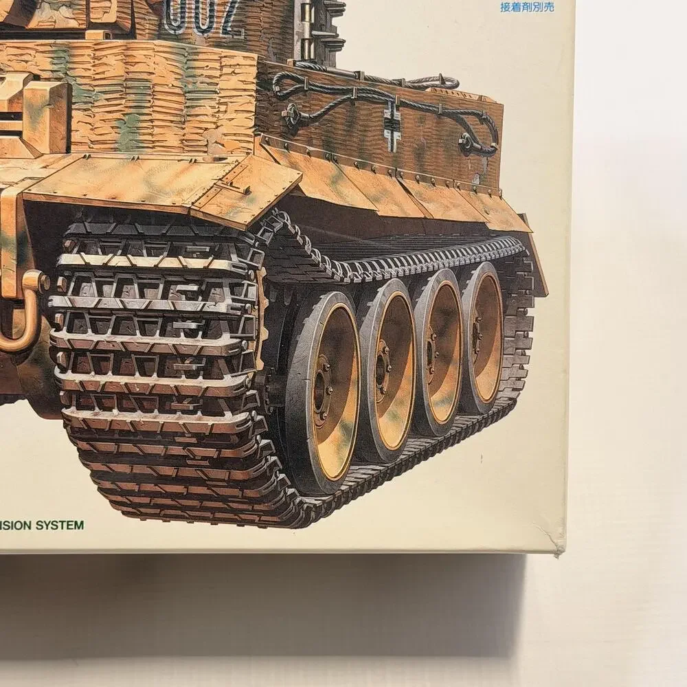 Tamiya German Tiger I Mid Production Tank 1/35 Model Kit Unassembled WWII